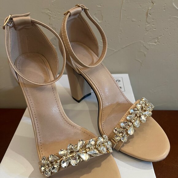 Women's Nude Block Heel Sandals w/Crystal Embellished Strap & Buckle Size 6.5 - Picture 8 of 8